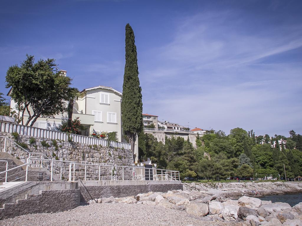 Apartments Villa Nora Ριέκα Εξωτερικό φωτογραφία