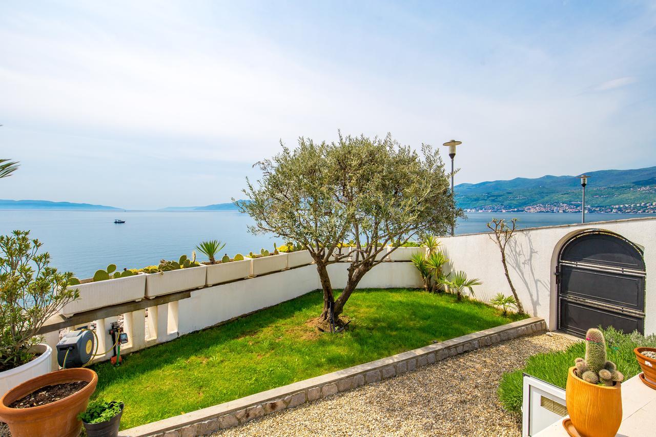 Apartments Villa Nora Ριέκα Εξωτερικό φωτογραφία